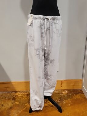 NEWT No Boundaries White and Gray Tie-Dye Drawstring Sweatpants